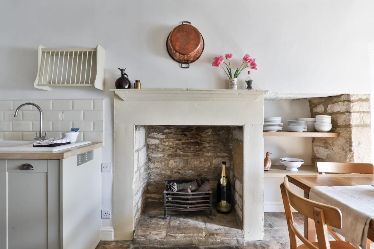 Coombers Mead Cottage Tetbury Eksteriør billede