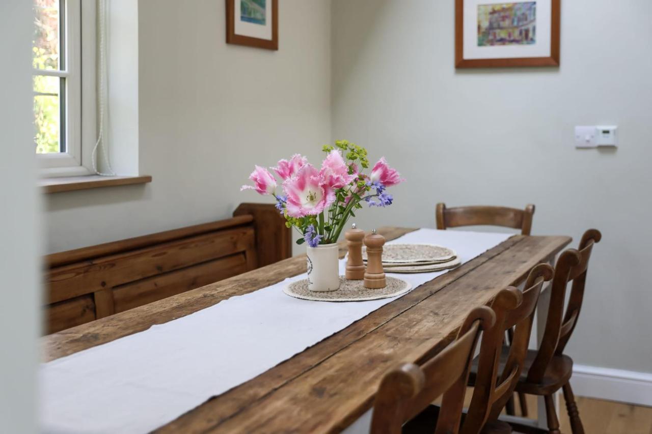 Coombers Mead Cottage Tetbury Eksteriør billede